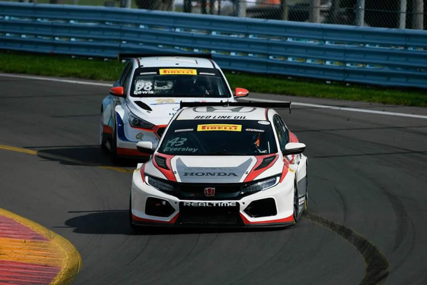 On Track - Photo 5