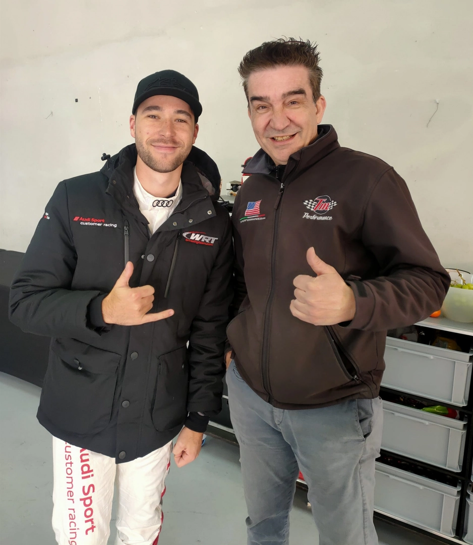Garage & Team - Photo 8