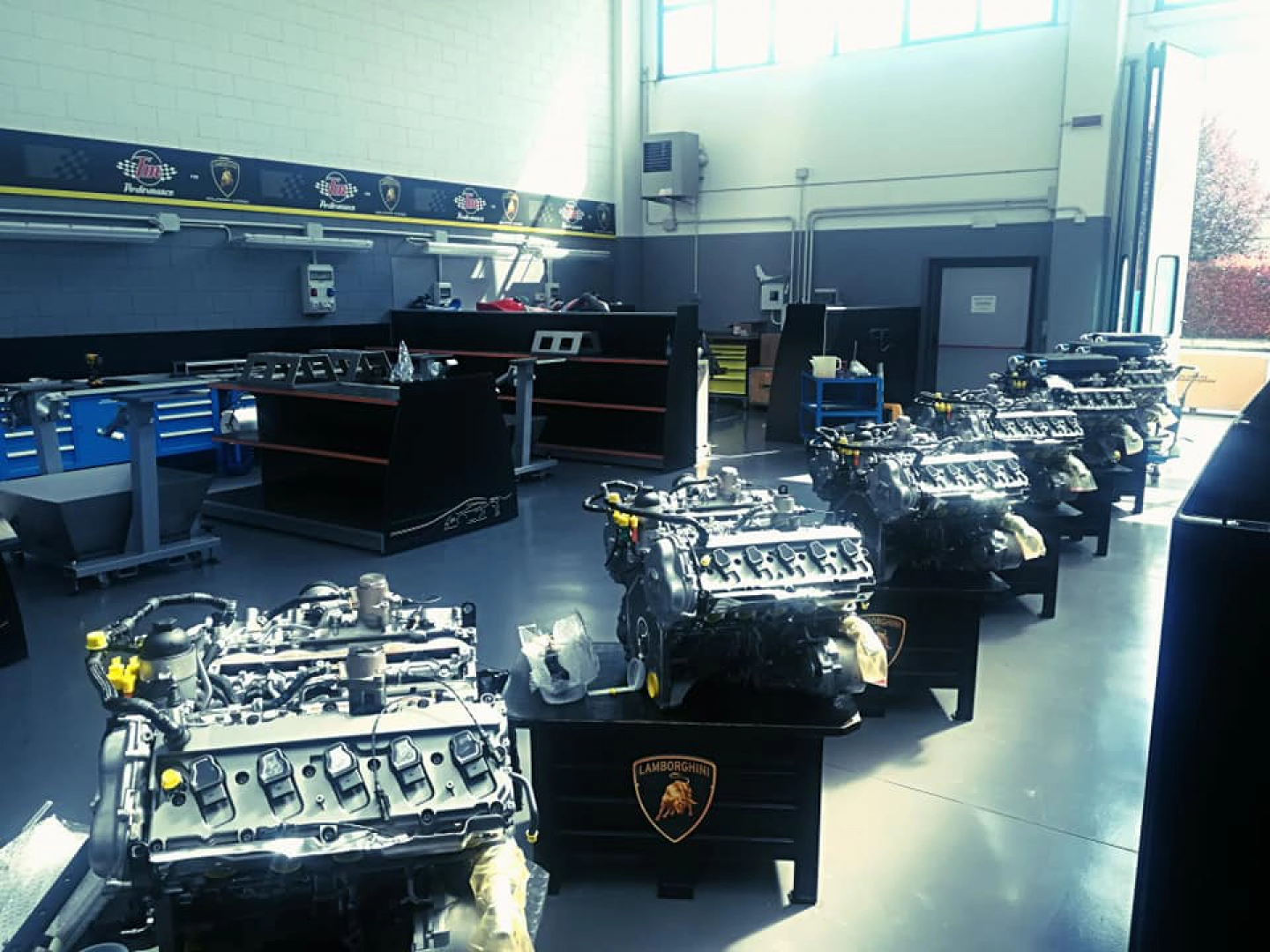 Components & Production - Photo 4