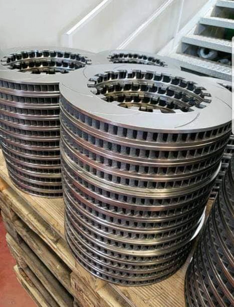 Components & Production - Photo 6